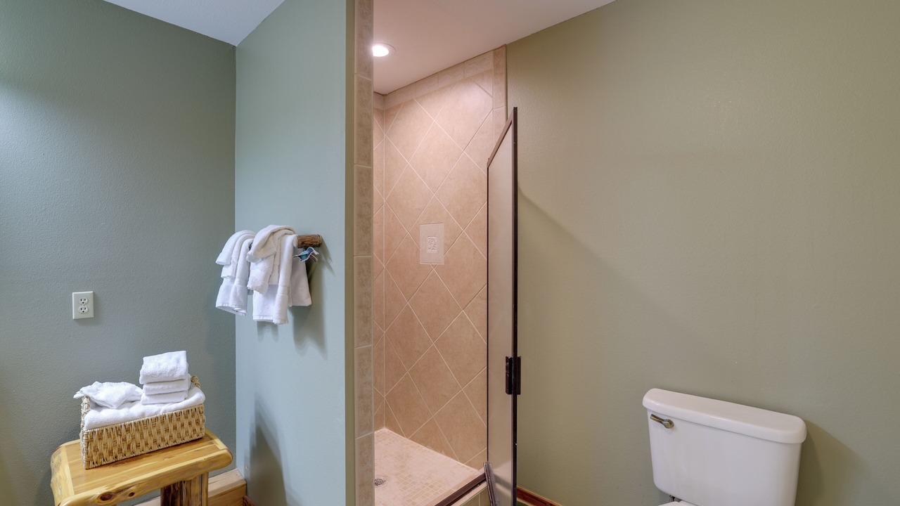 Photo of Bathroom in Sylvan Shores