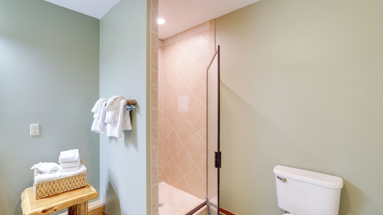 Photo of Bathroom in Sylvan Shores