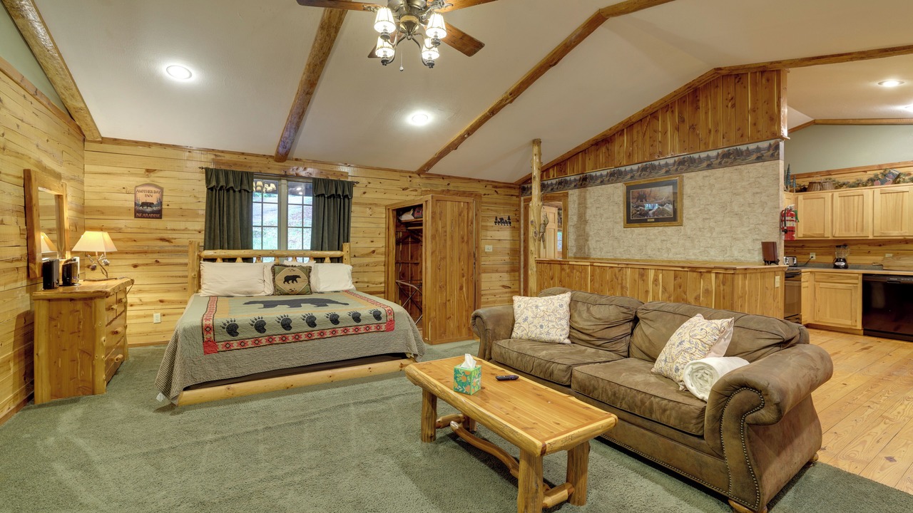 Photo of Bedroom in Sylvan Shores