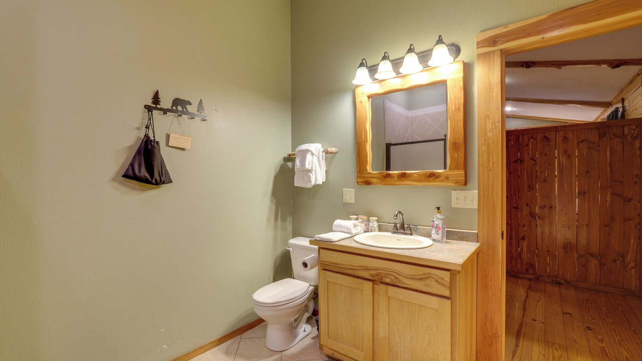 Photo of Bathroom in Sylvan Shores