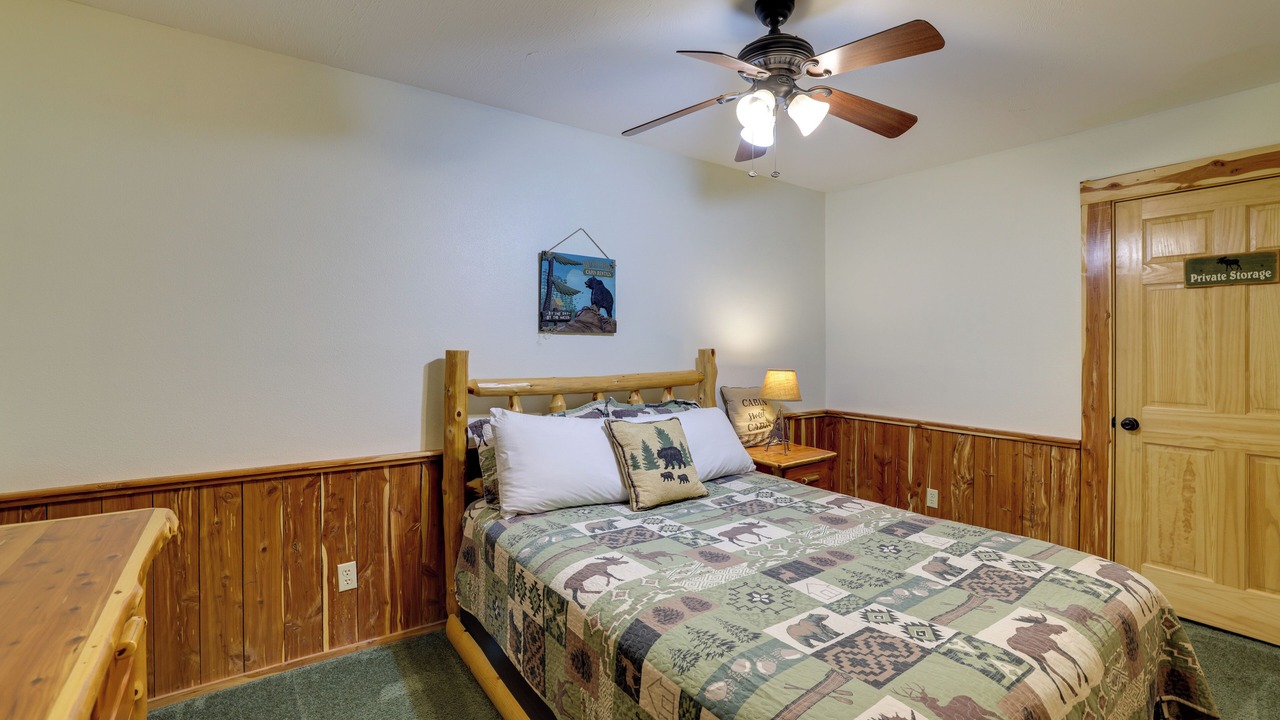 Photo of Bedroom in Sylvan Shores