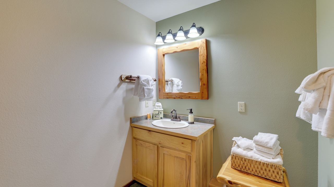 Photo of Bathroom in Sylvan Shores