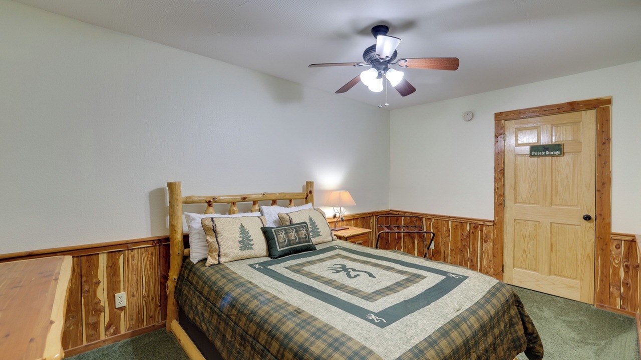 Photo of Bedroom in Sylvan Shores