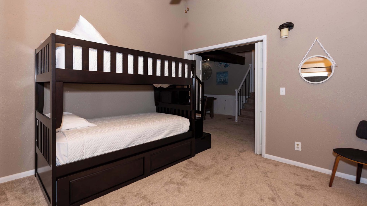 Photo of Bedroom in Camdenton