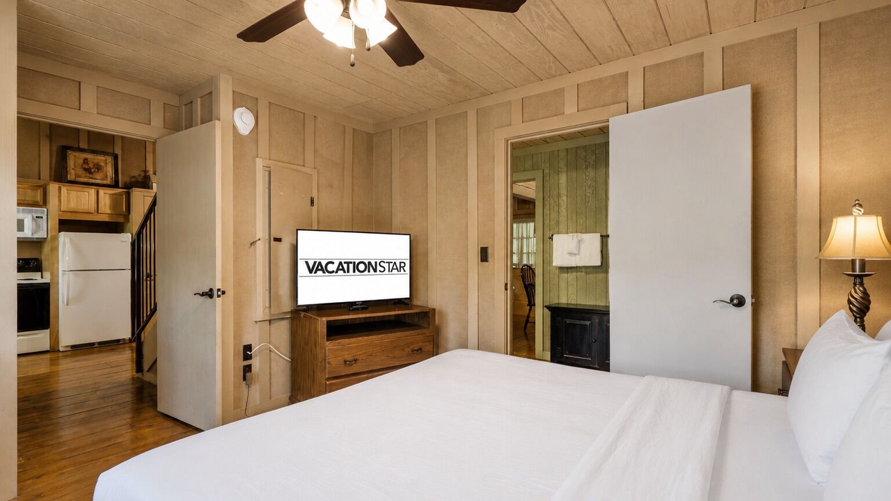 Photo of Bedroom in Branson