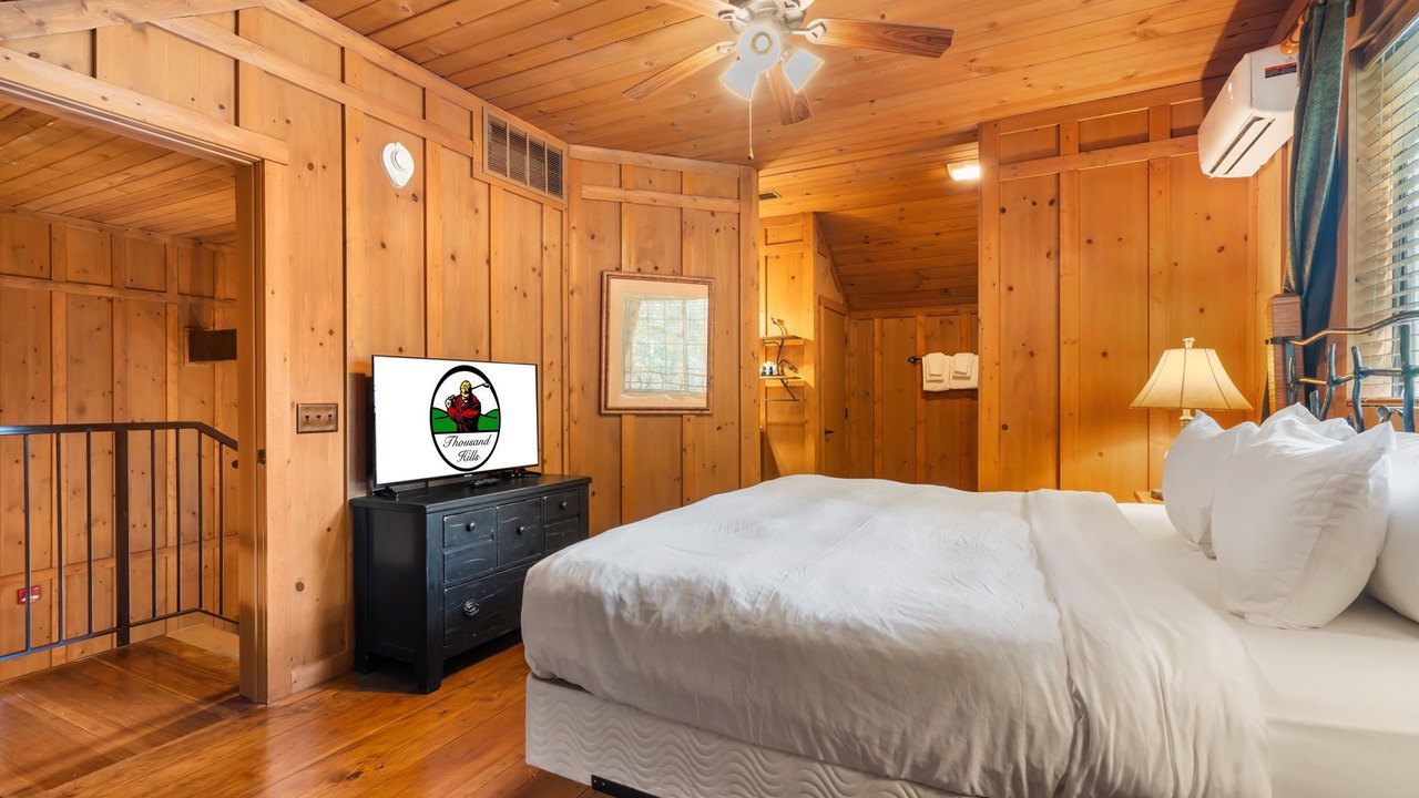 Photo of Bedroom in Branson