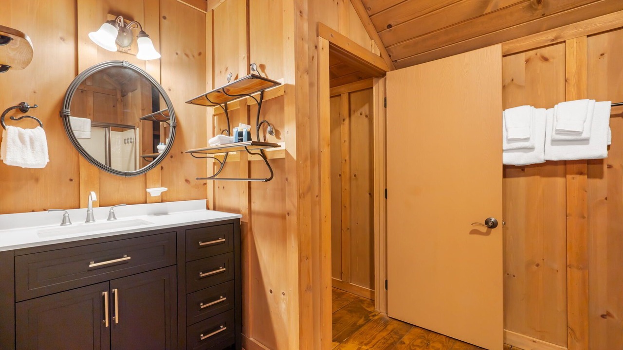 Photo of Bathroom in Branson