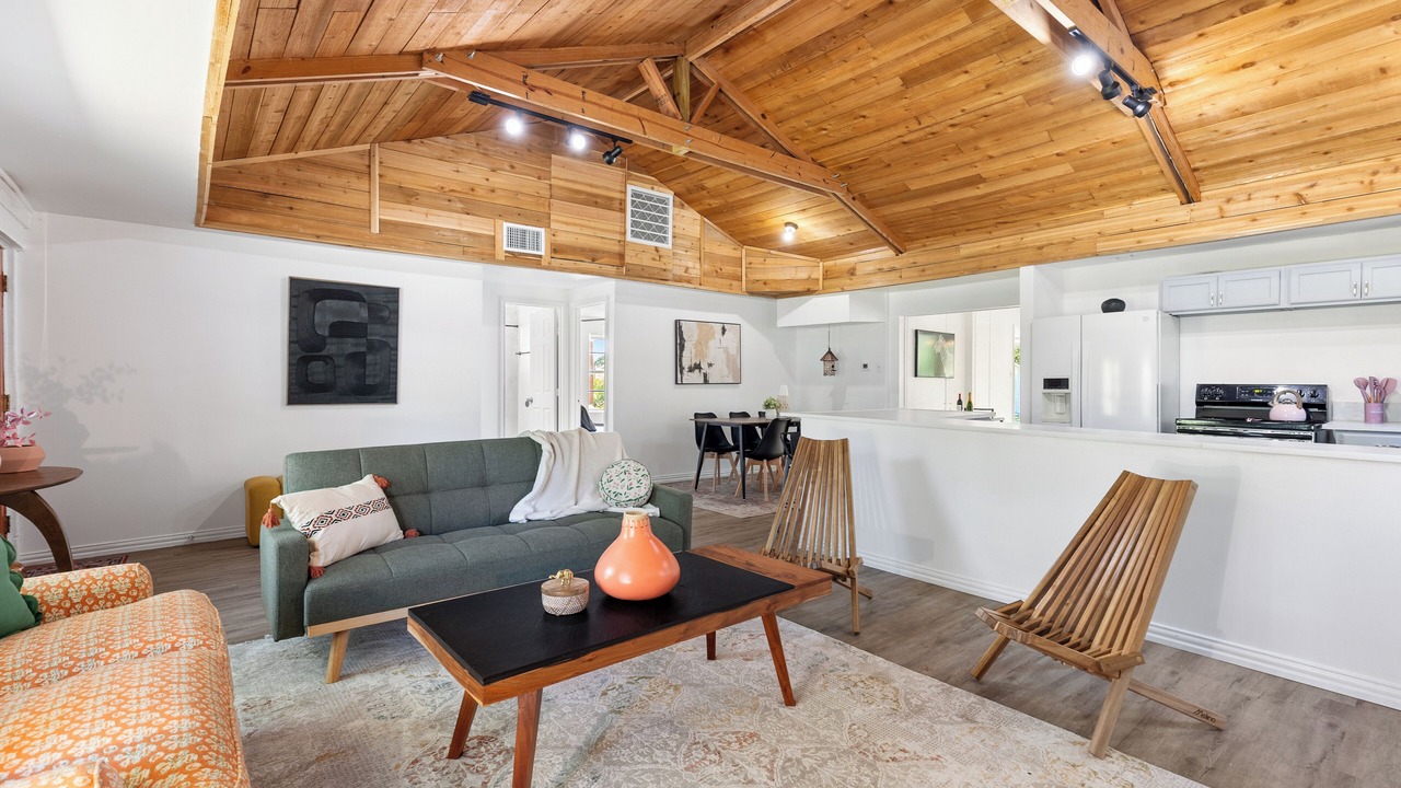 Photo of Livingroom in East Tawakoni