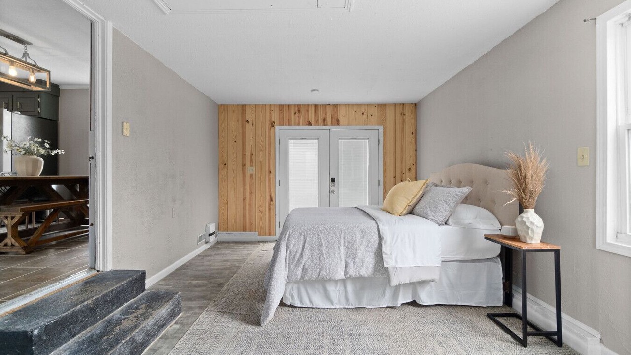 Photo of Bedroom in Clarksville