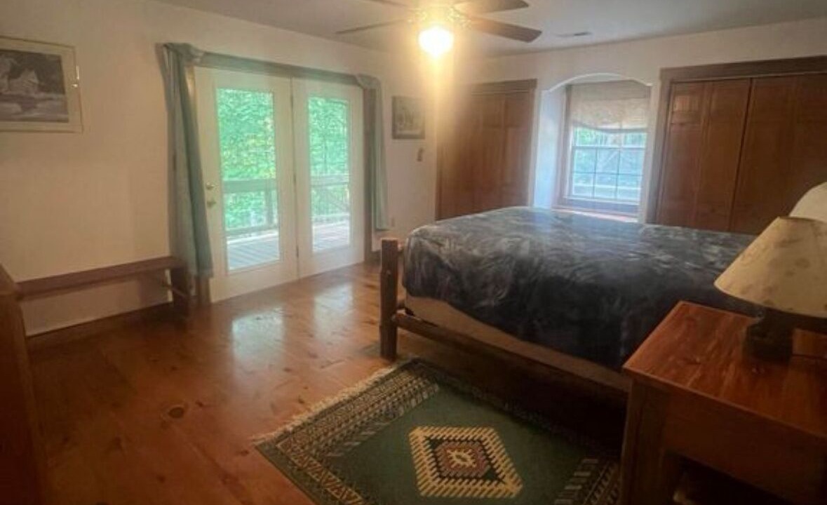 Photo of Bedroom in Mohawk