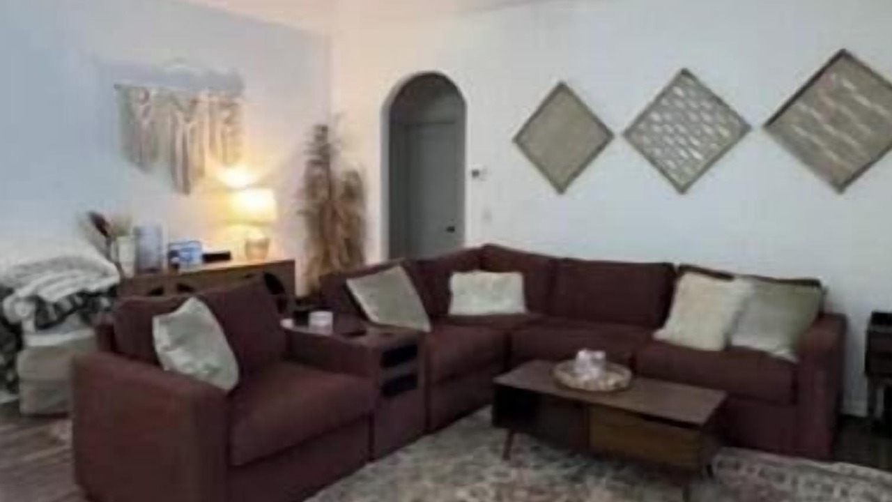 Photo of Livingroom in Clarksville