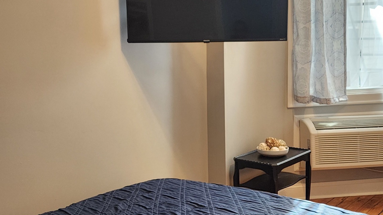 Photo of Bedroom in Downtown