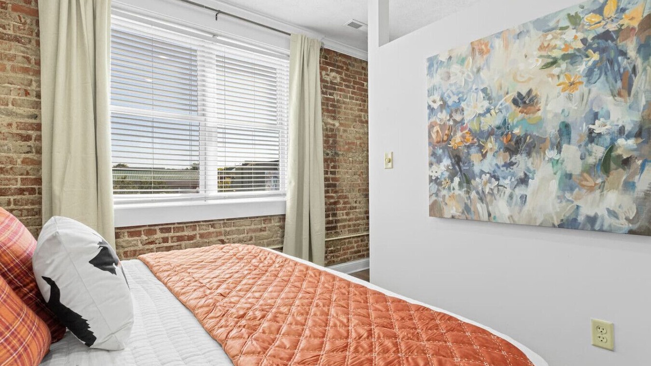 Photo of Bedroom in Maryville