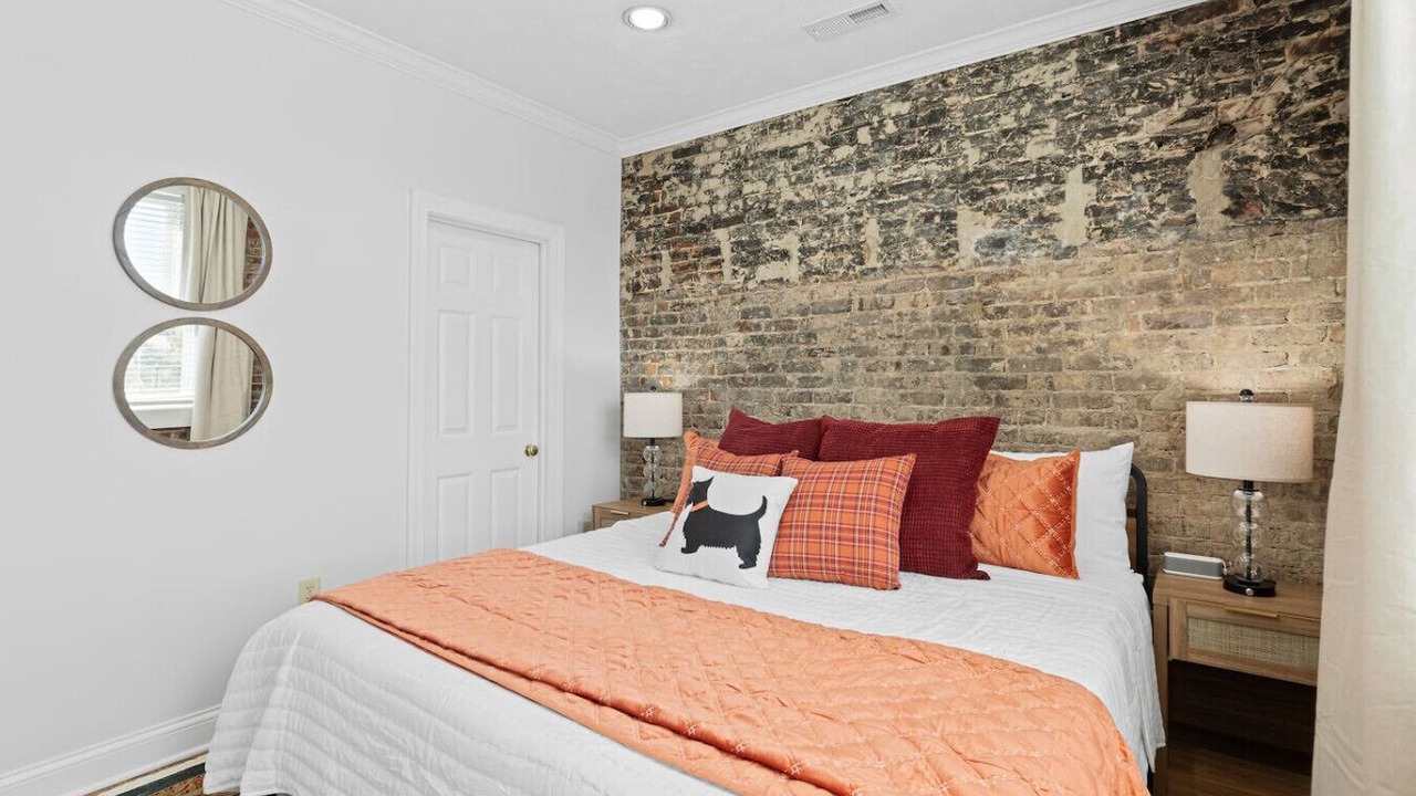 Photo of Bedroom in Maryville