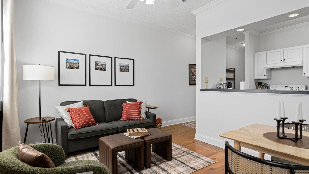 Photo of Livingroom in Maryville