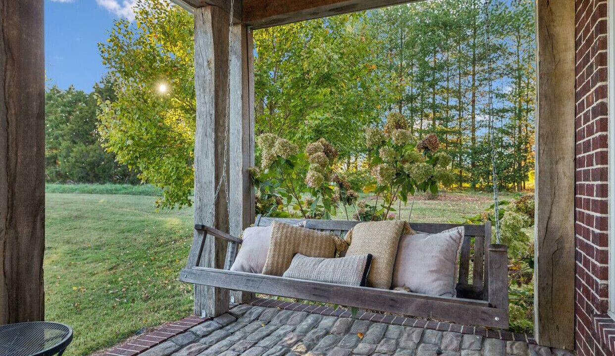 Photo of Patio Balcony in Gallatin