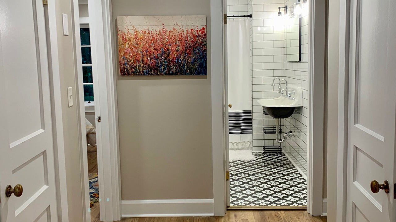 Photo of Bathroom in Scottsville