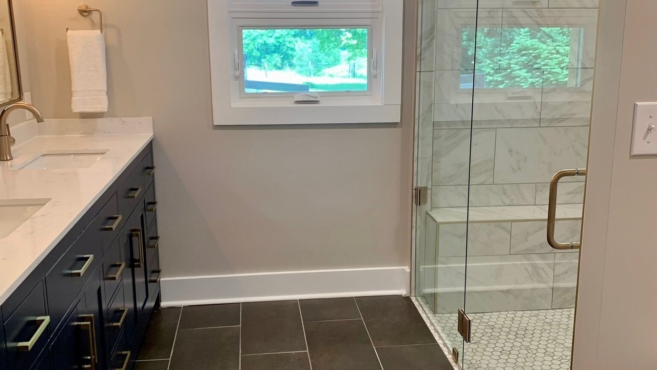 Photo of Bathroom in Scottsville