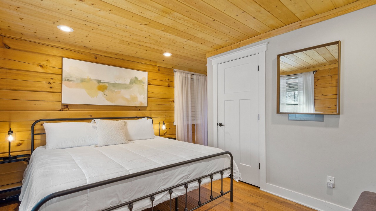 Photo of Bedroom in Monteagle