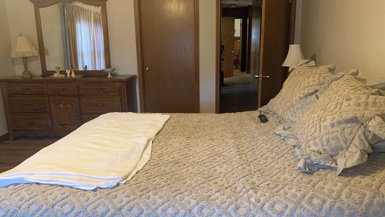 Photo of Bedroom in Russellville