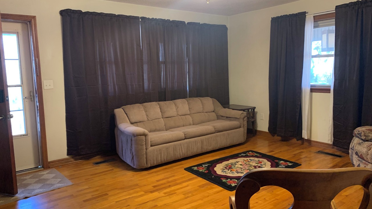 Photo of Livingroom in Russellville