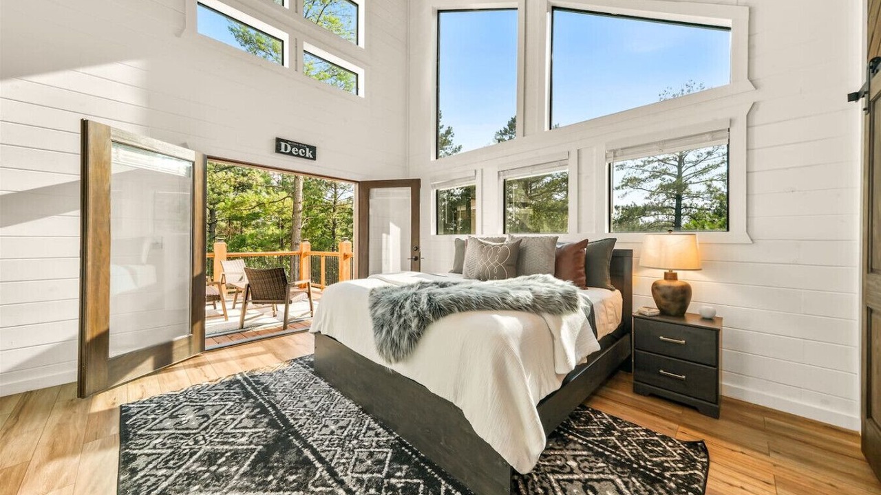 Photo of Bedroom in Pickens