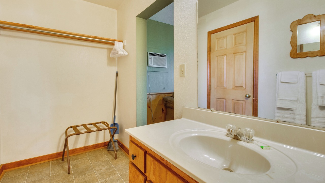 Photo of Bathroom in Mountain View