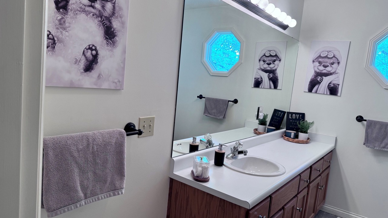Photo of Bathroom in Cave City