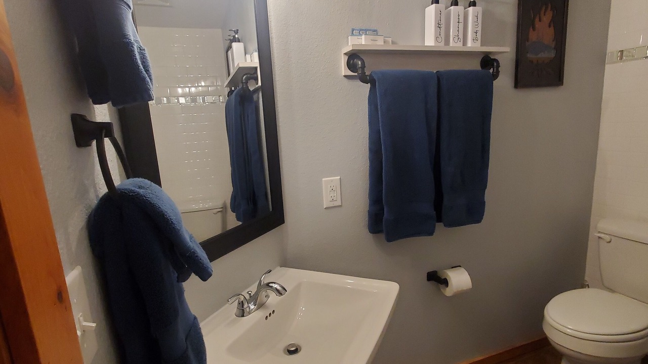 Photo of Bathroom in Sylvan Shores