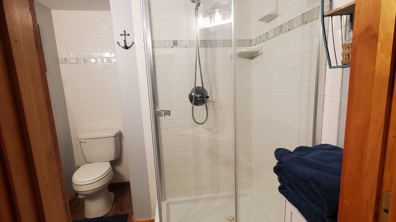 Photo of Bathroom in Sylvan Shores
