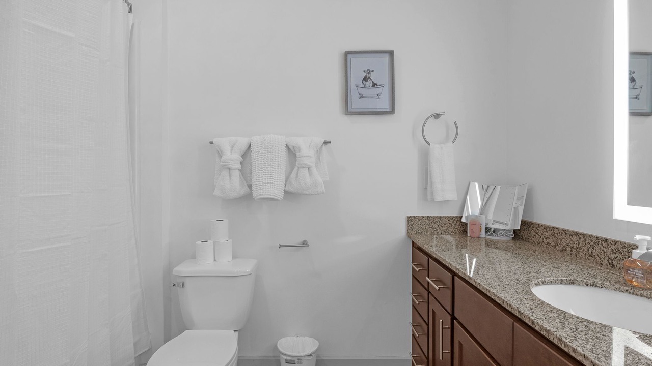 Photo of Bathroom in Farragut