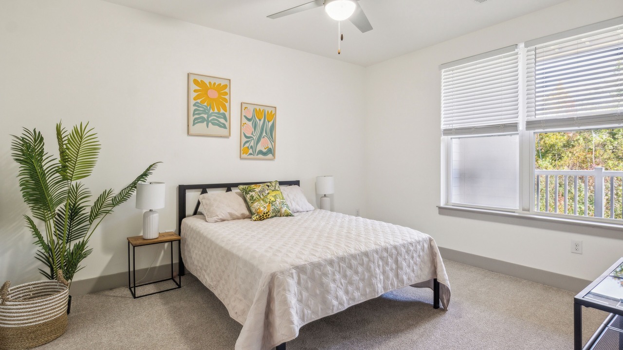 Photo of Bedroom in Farragut