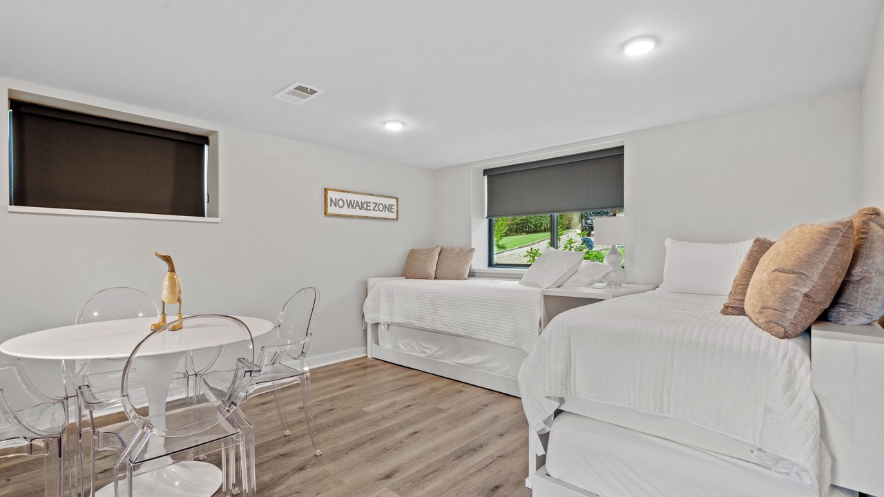 Photo of Bedroom in Sunset Bay