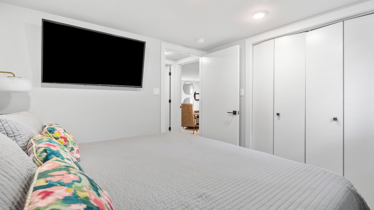 Photo of Bedroom in Sunset Bay