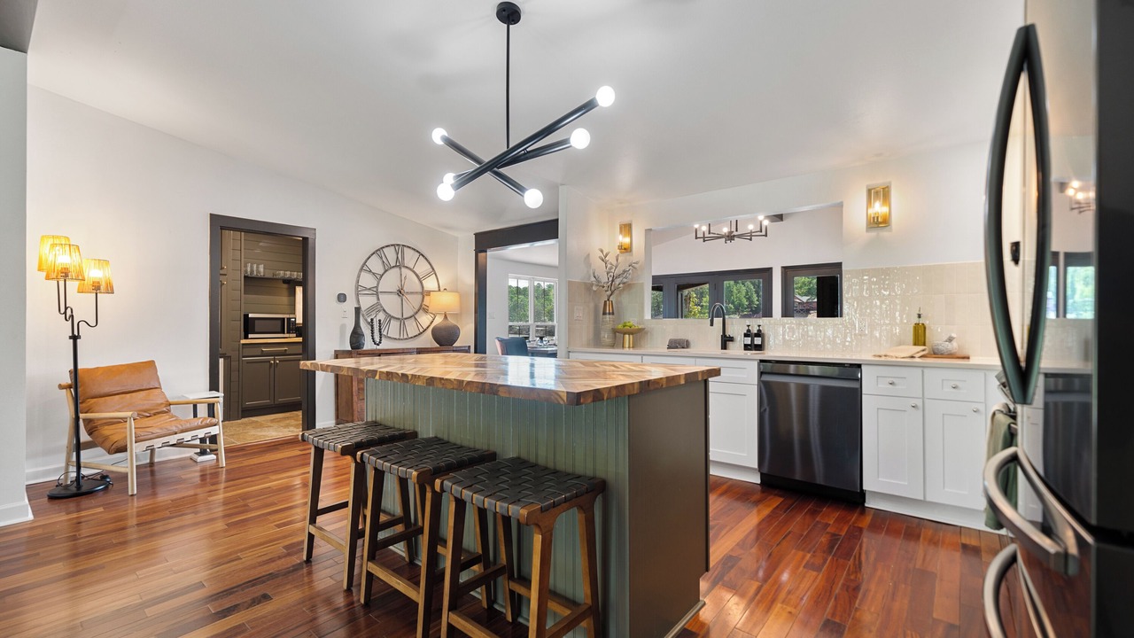 Photo of Kitchen in Mid America