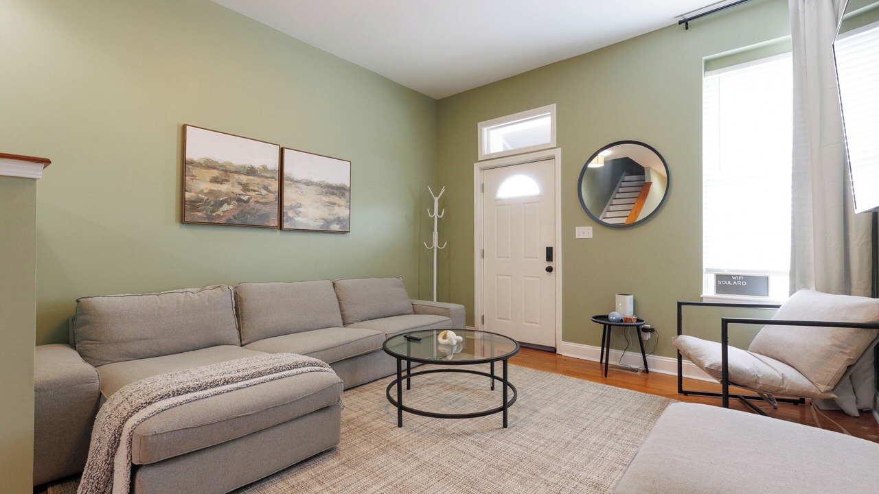 Photo of Livingroom in Near Southside