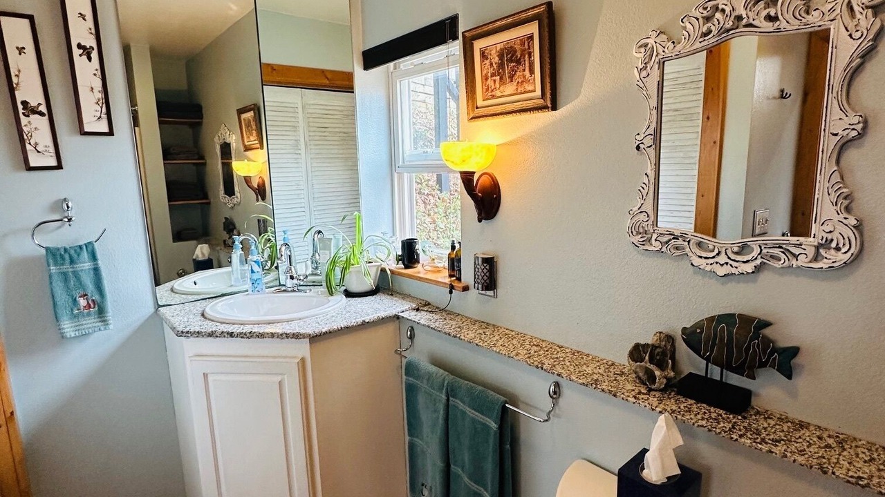 Photo of Bathroom in Sylvan Shores