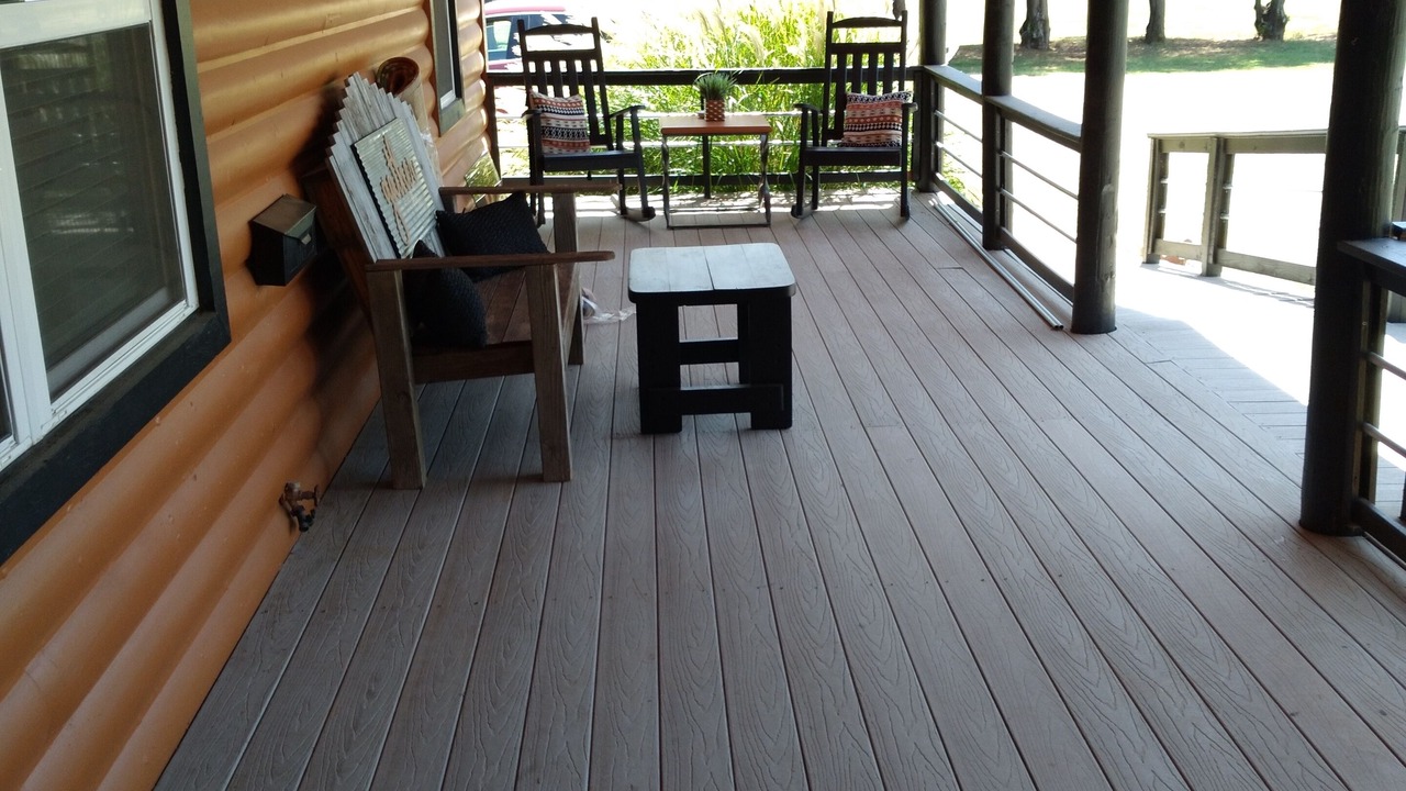 Photo of Patio Balcony in Mustang