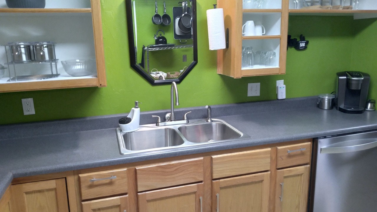 Photo of Kitchen in Mustang