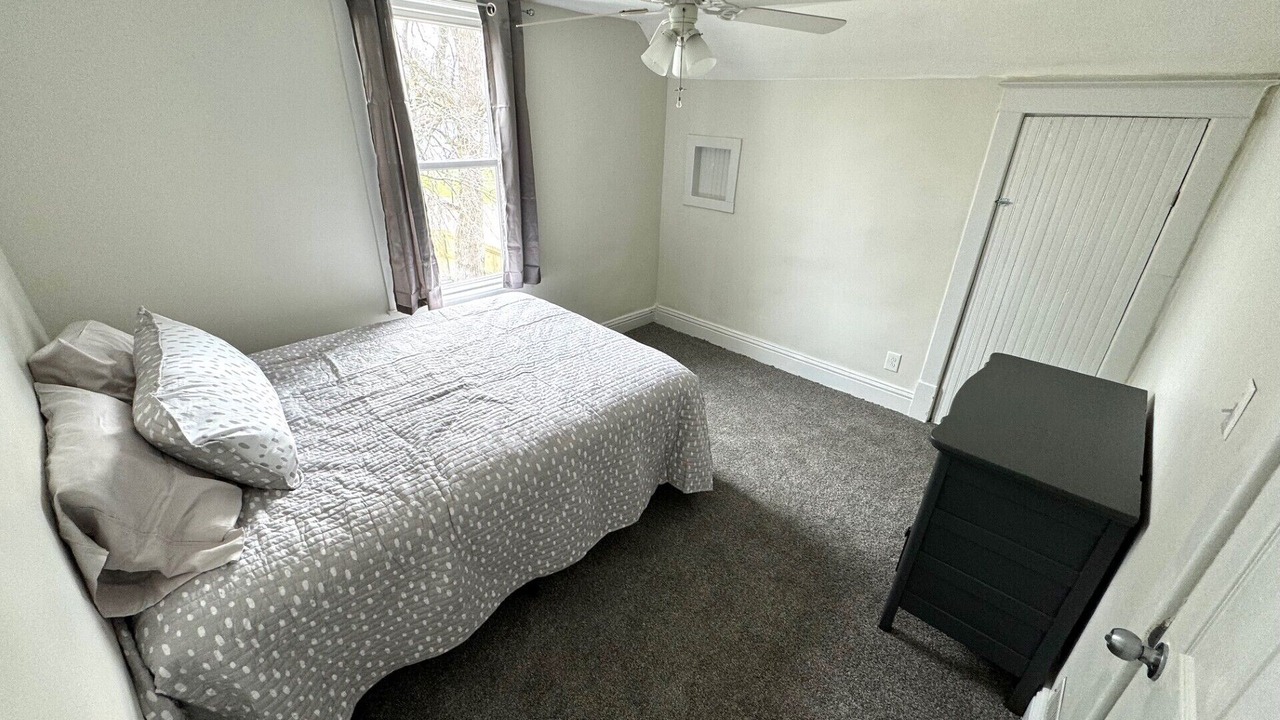 Photo of Bedroom in Springfield