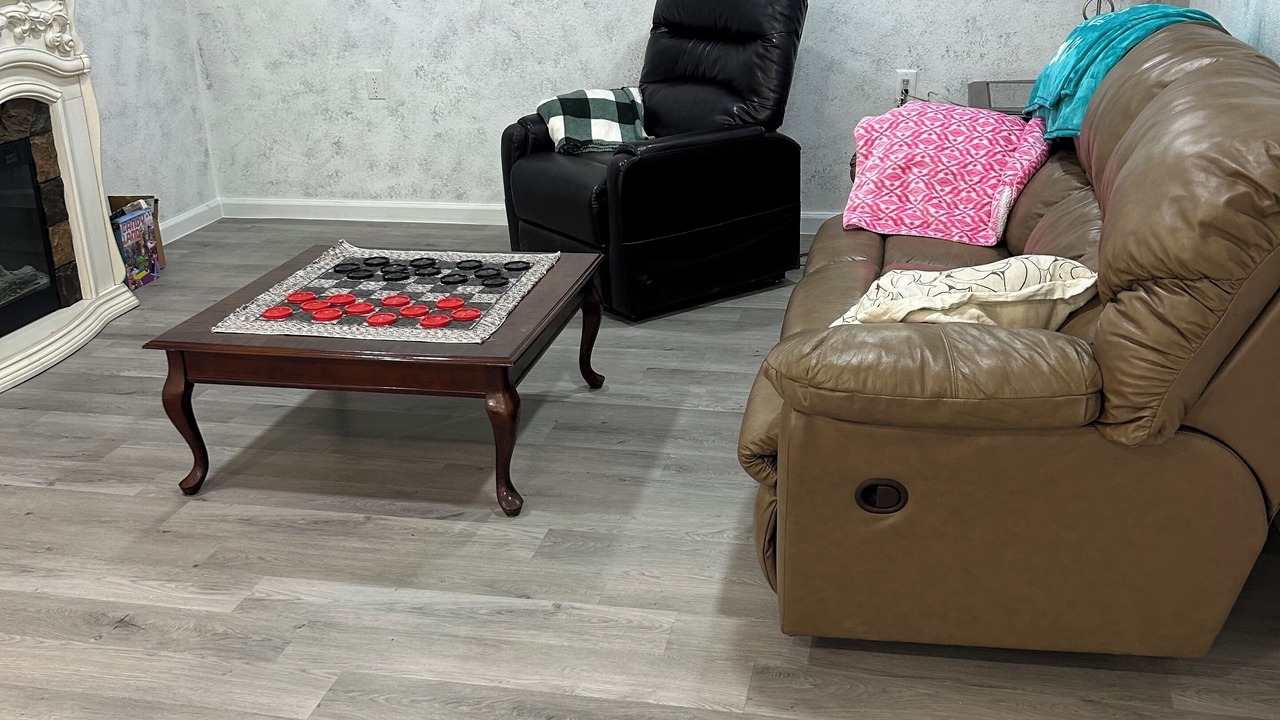 Photo of Livingroom in Jones Mills