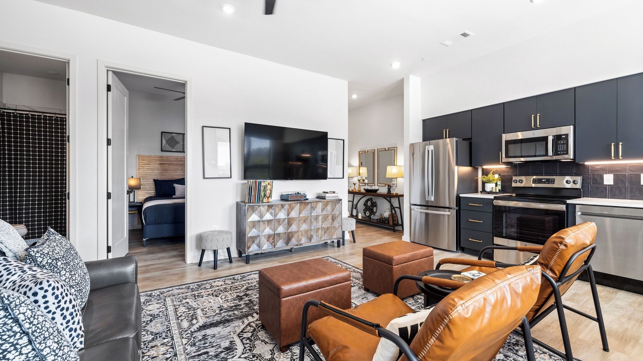 Photo of Livingroom in Music Row