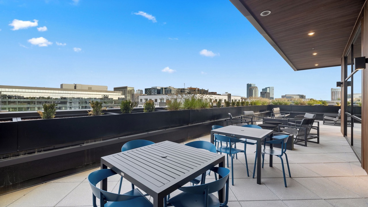 Photo of Outdoor in Music Row