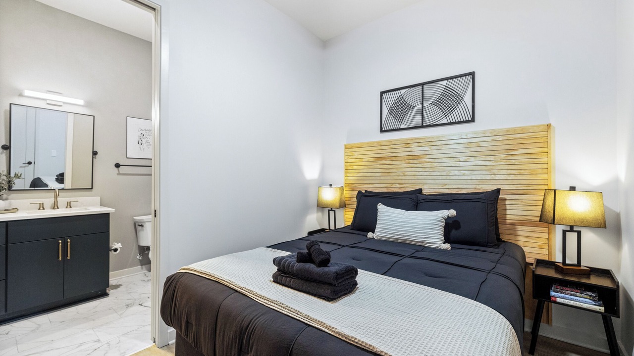 Photo of Bedroom in Music Row