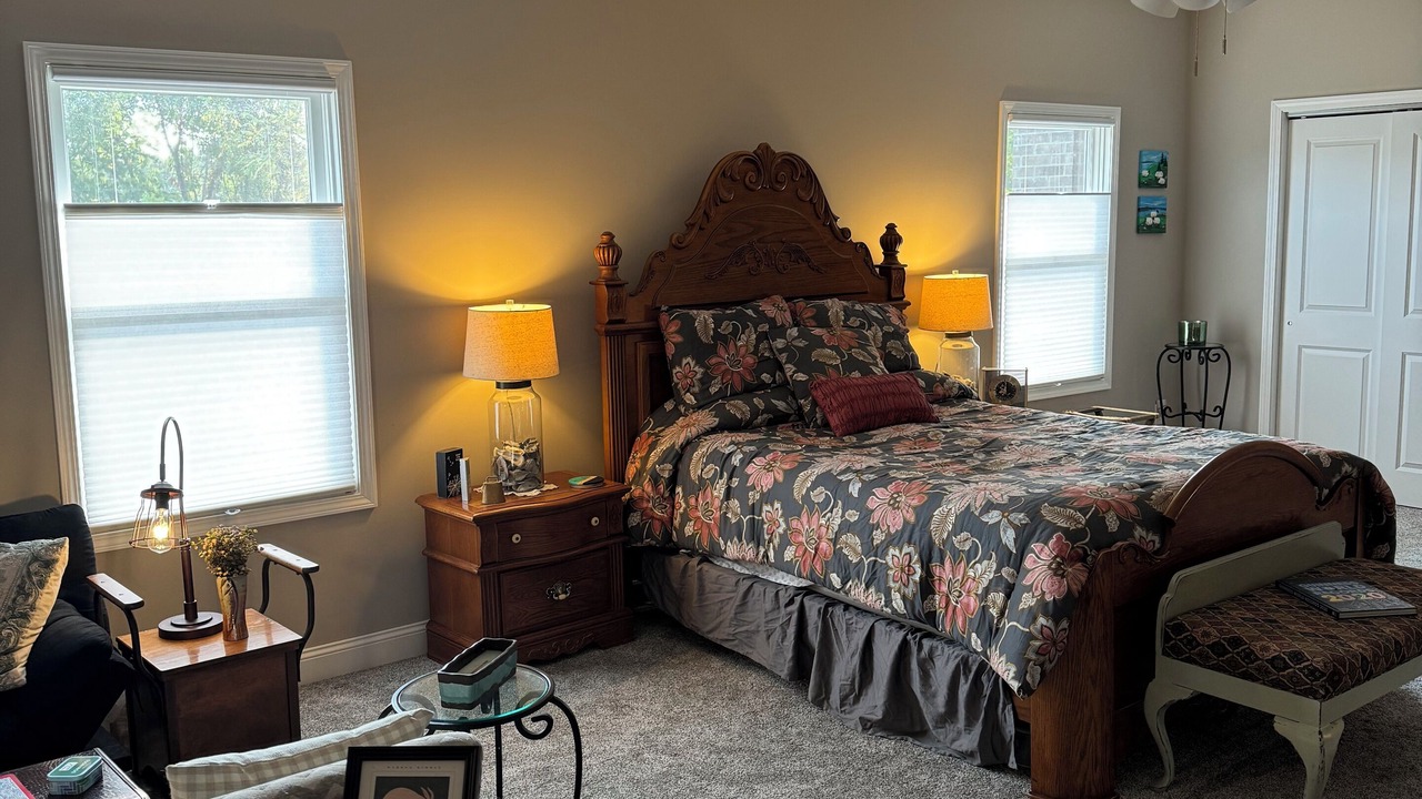 Photo of Bedroom in Hannibal