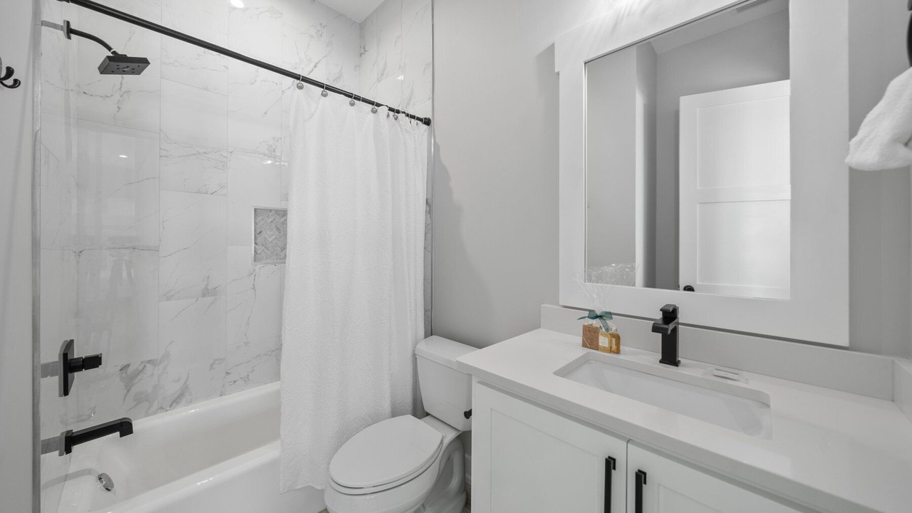 Photo of Bathroom in Bid-a-wee Beach