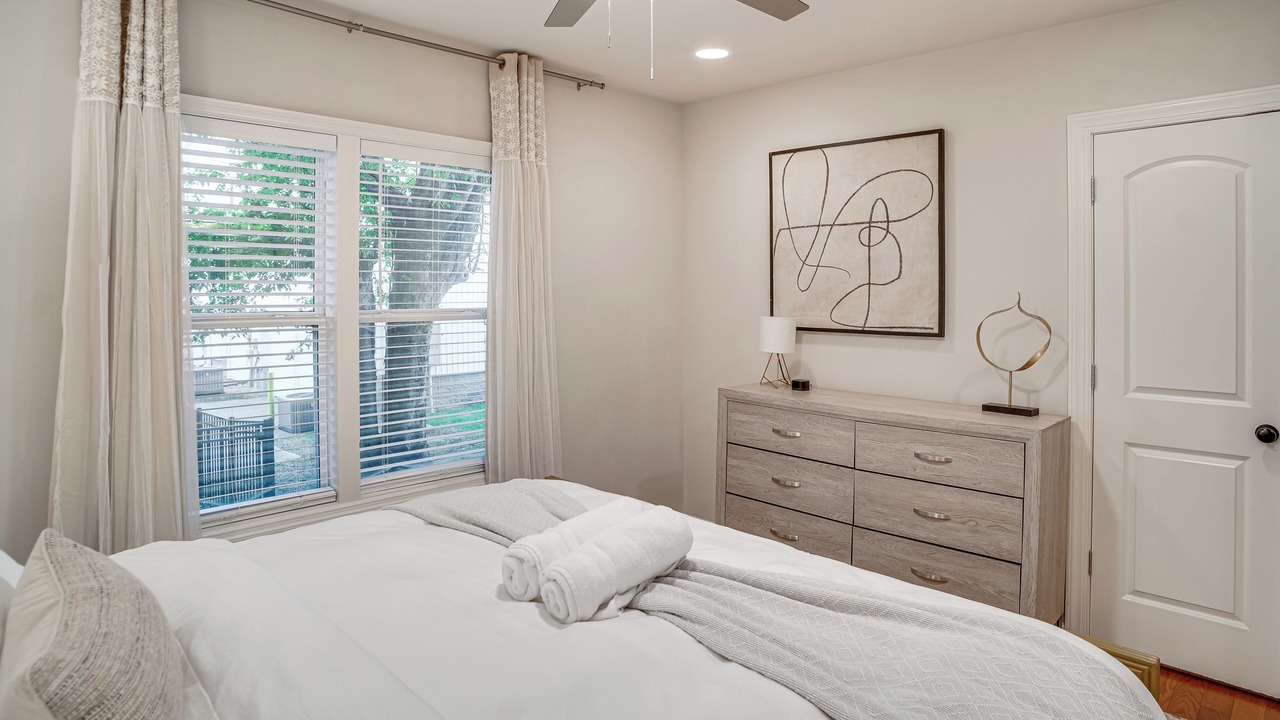 Photo of Bedroom in Maxwell