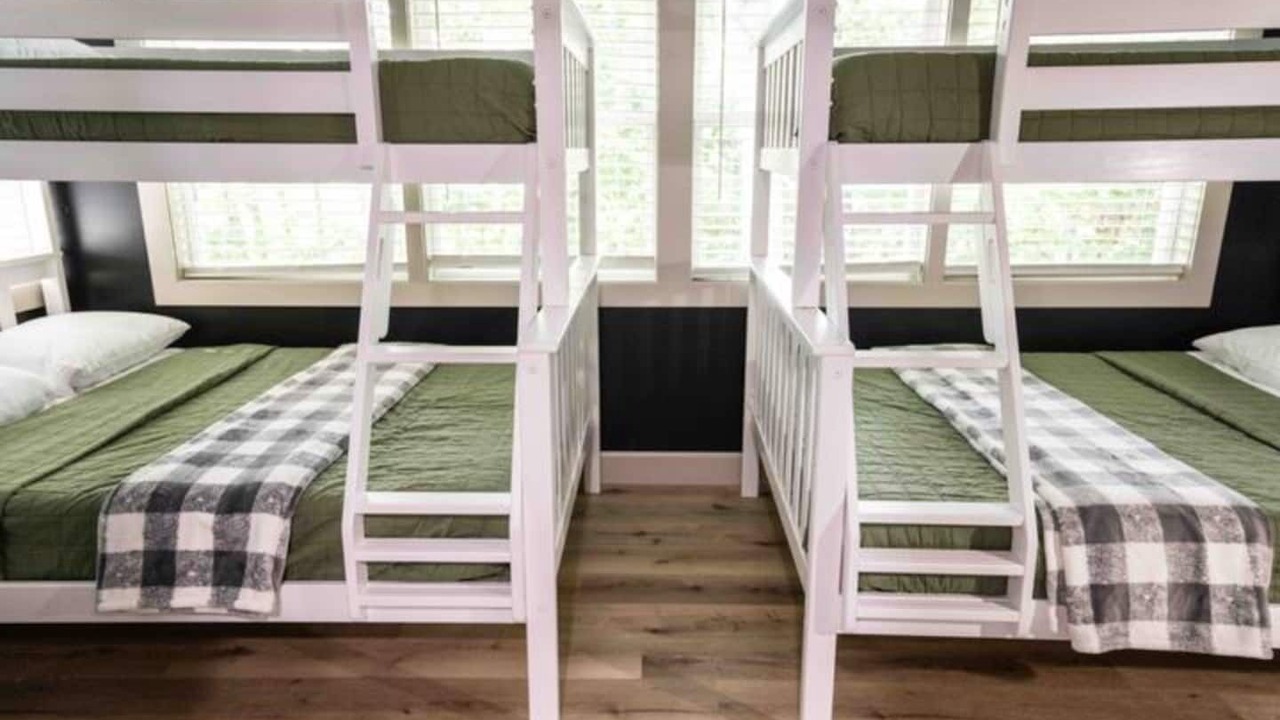 Photo of Bedroom in Sylvan Shores