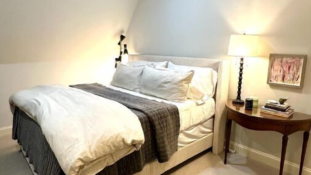 Photo of Bedroom in Country Club