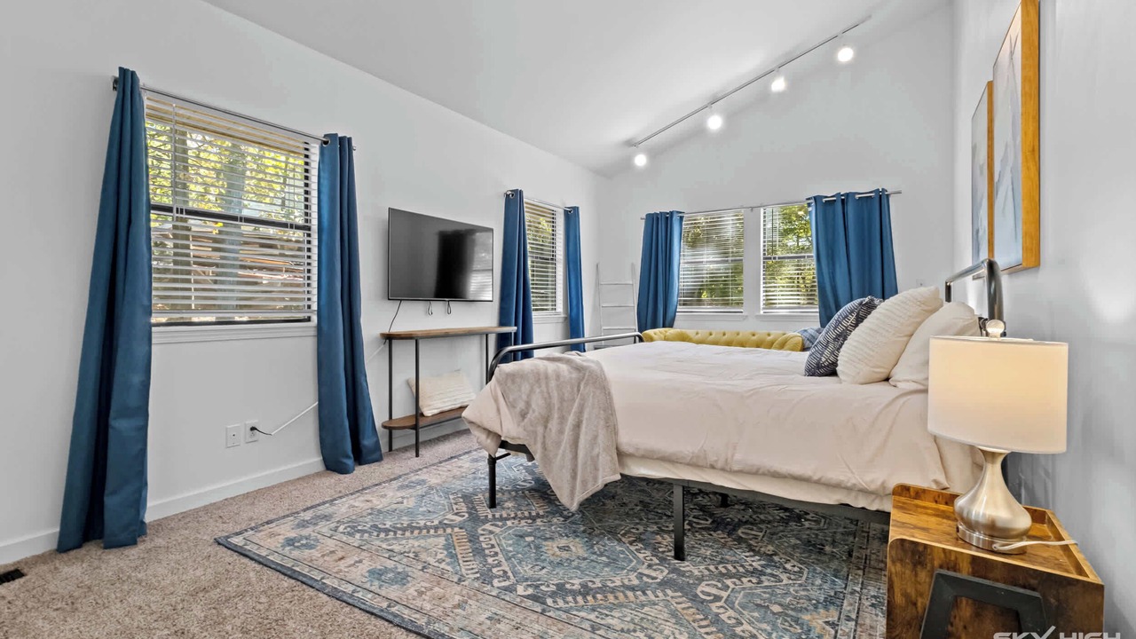 Photo of Bedroom in Lowell